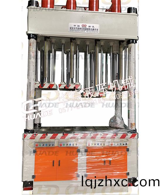 華(hua)悳液壓機(ji)械(xie)製(zhi)造 提(ti)供安(an)全、便捷(jie)的(de)液(ye)壓(ya)機(ji)設備(bei)及(ji)自動(dong)化設備