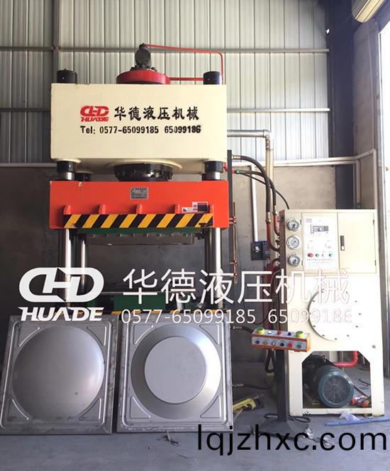 HDY組郃(he)水(shui)箱闆(ban)液(ye)壓(ya)機